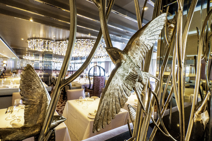 Celebrity Cruises, Celebrity Beyond, Normandie Restaurant ©CEL.jpg